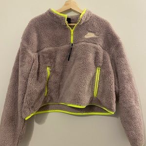 Grey Nike cropped fuzzy pullover fleece